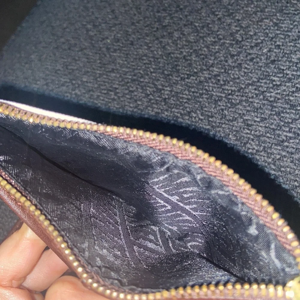 Disney Marvel Captain Marvel Loungefly wallet like new - Picture 4 of 4